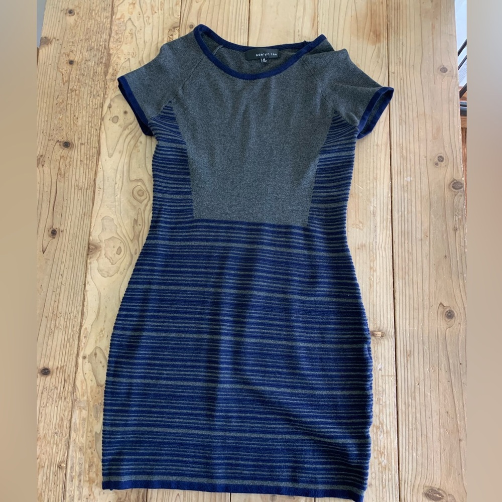 Adelyn Rae dress Blue and Grey, never worn & super comfy!